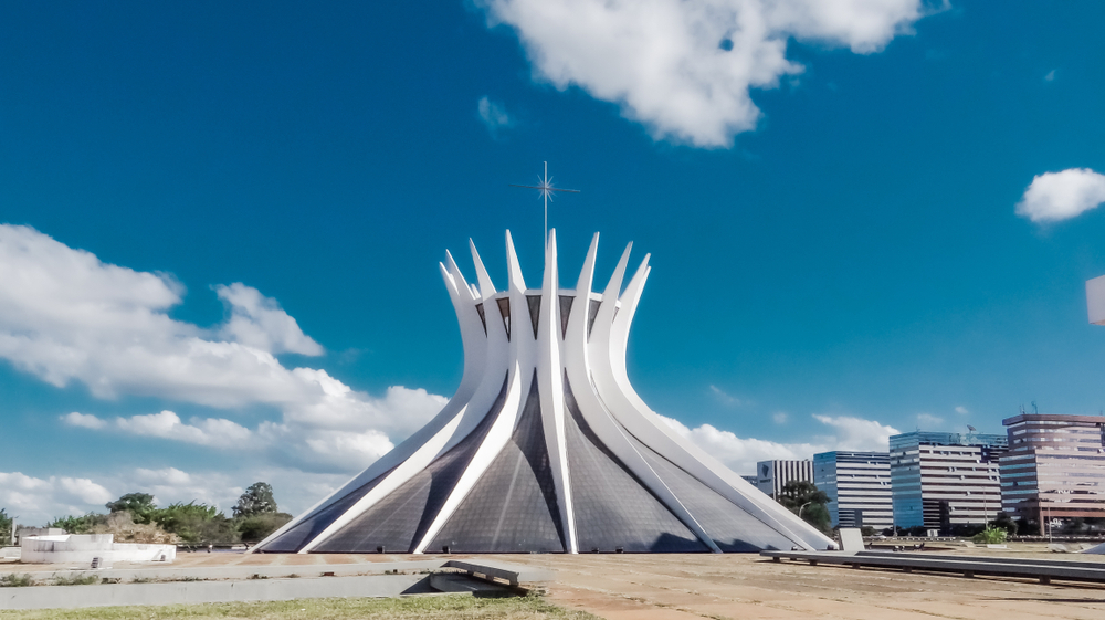 Franquias baratas em Brasília - imagem da principal capela da cidade.